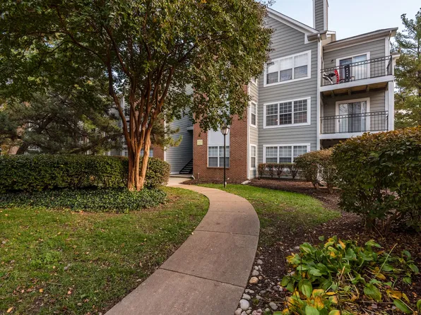 Henley at Kingstowne, 7150 Rock Ridge Ln #Ad22d90ab, Alexandria, VA 22315