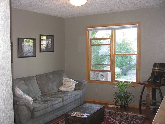 3rd image of 2219 Greenough Ct
