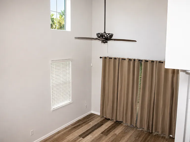 10940 Verawood Dr — Photo 4