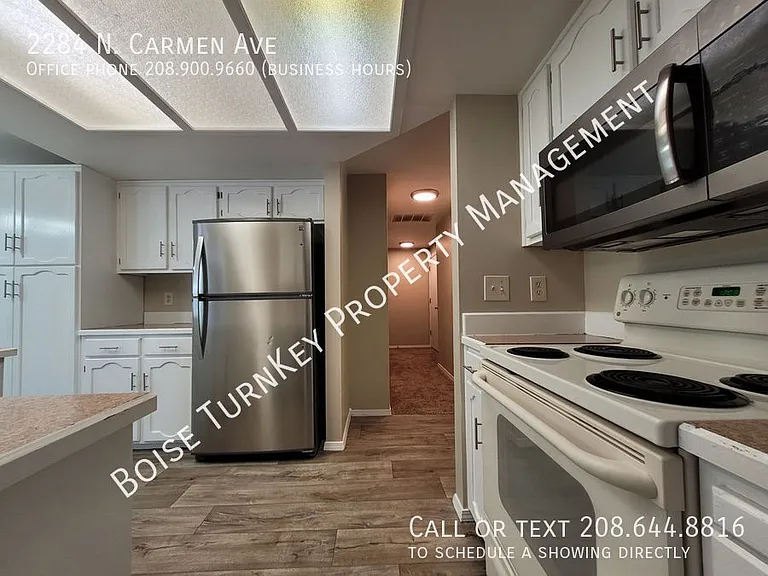 2284 N Carmen Ave — Photo 15