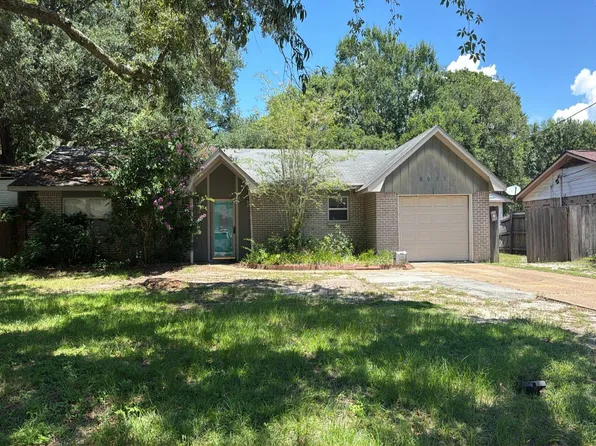 8600 Mermaid Ave, Ocean Springs, MS 39564