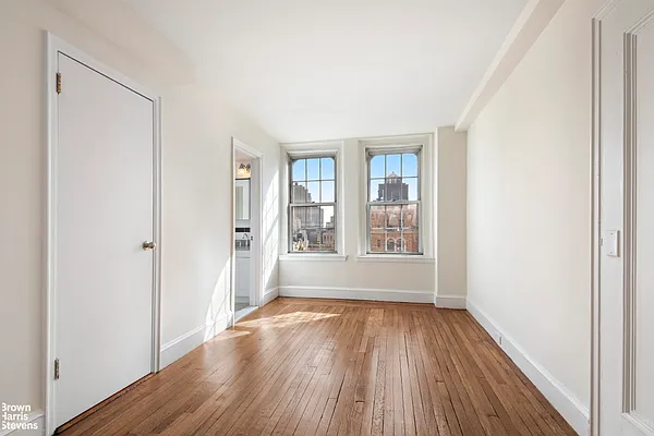 Rented by Brown Harris Stevens | media 7