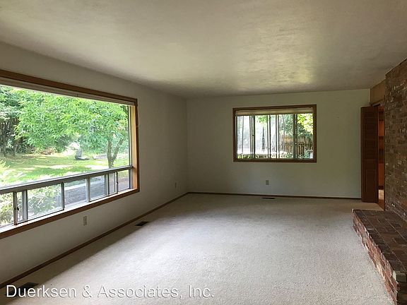 4th image of 3433 NW McKinley Dr