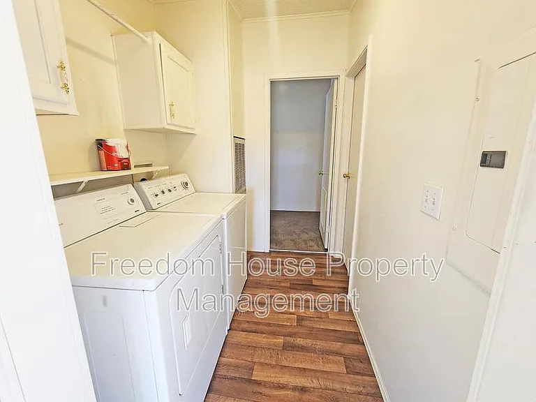 1441 W Betty Ave #1 — Photo 18