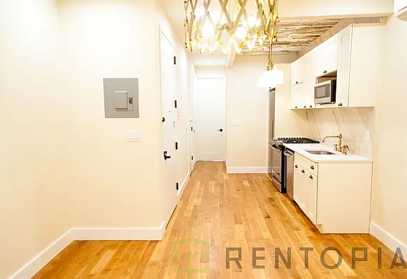 Rented by Rentopia | media 25