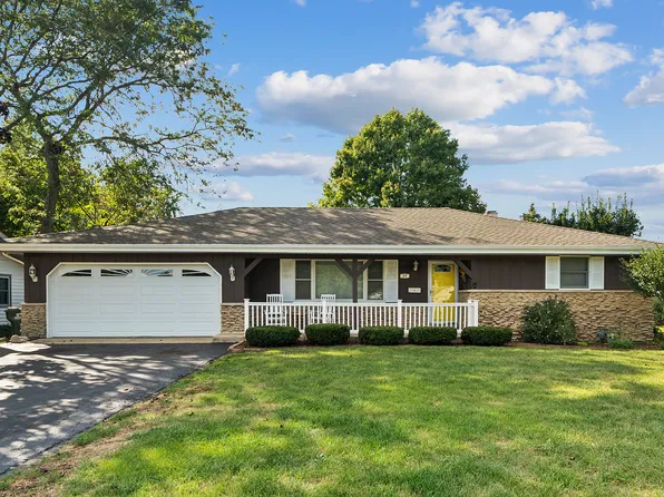 17 Sunset Ln, Joliet, IL 60433
