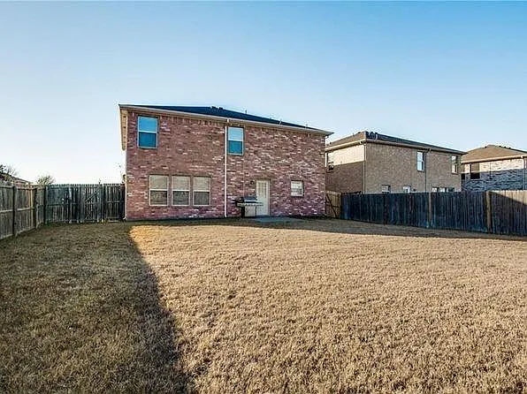 1601 Lionheart Dr — Photo 23