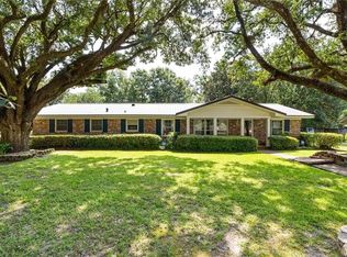 1104 Chalet Dr E, Mobile, AL 36608
