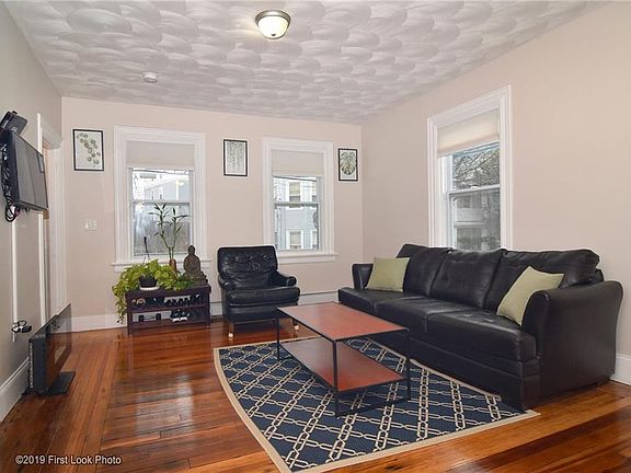 5th image of 162 Camden Ave