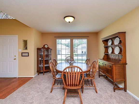 4th image of 16203 Kelley Green Ct