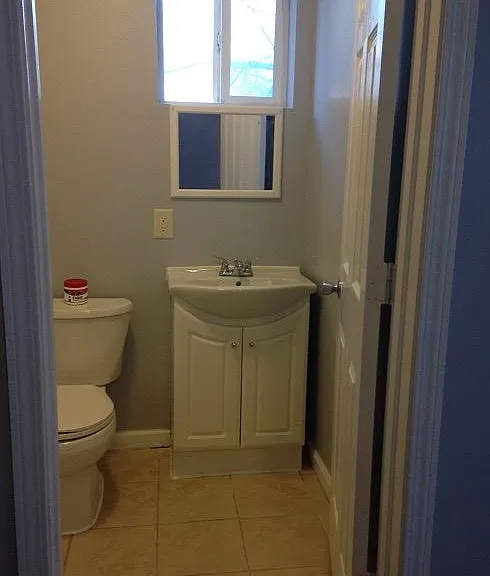 1028 N Lawrence St — Photo 15
