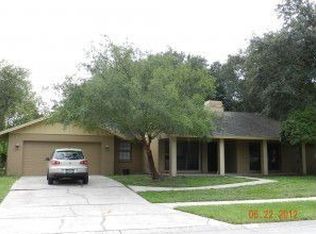 111 Running Horse Rd, Seffner, FL 33584