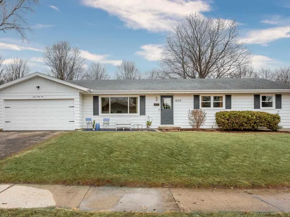 1633 Angel Crest Way, Madison, WI 53716
