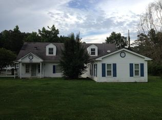 6043 Holdens Cross Rd, Fremont, NC 27883