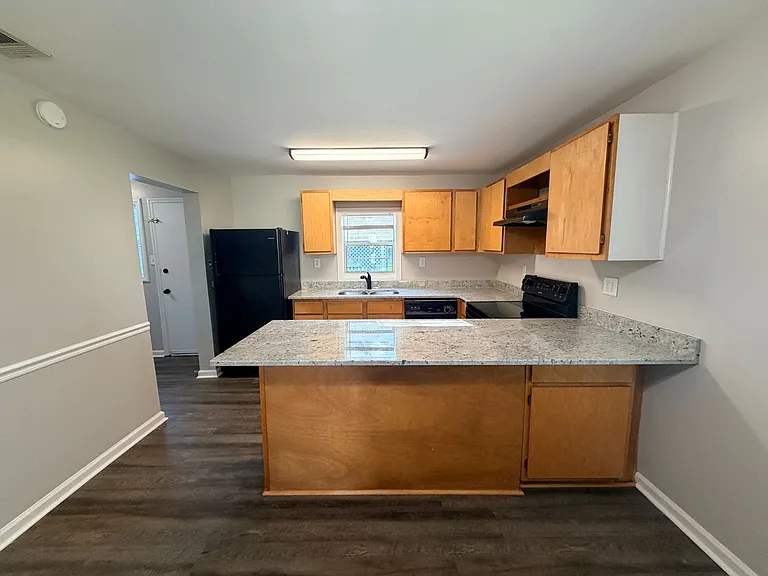 212 N Owens St — Photo 13