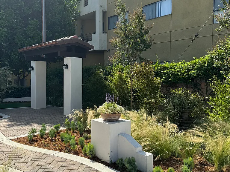 837 Padilla St — Photo 3