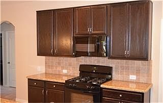 2nd image of 28622 Lockeridge Farms Dr