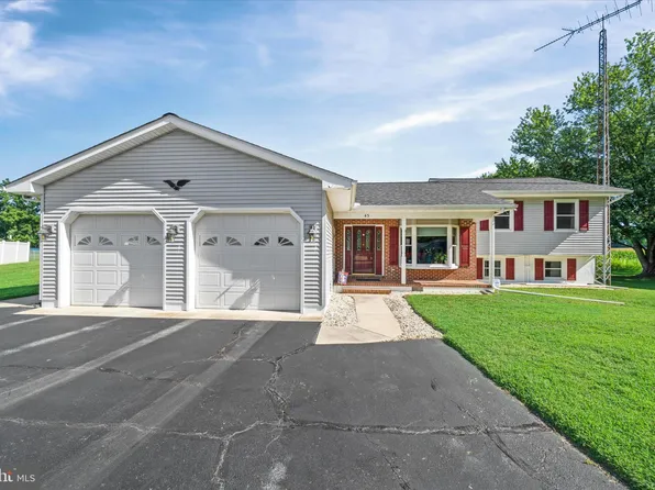 43 Newlin Dr, Clayton, DE 19938