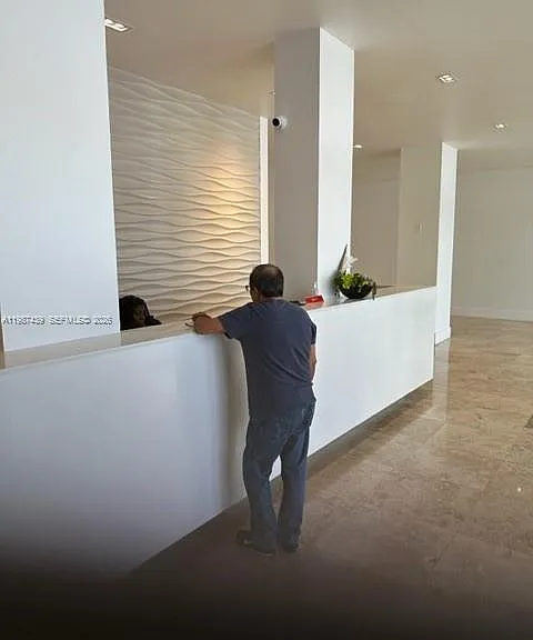 2201 S Ocean Dr #1507 — Photo 29