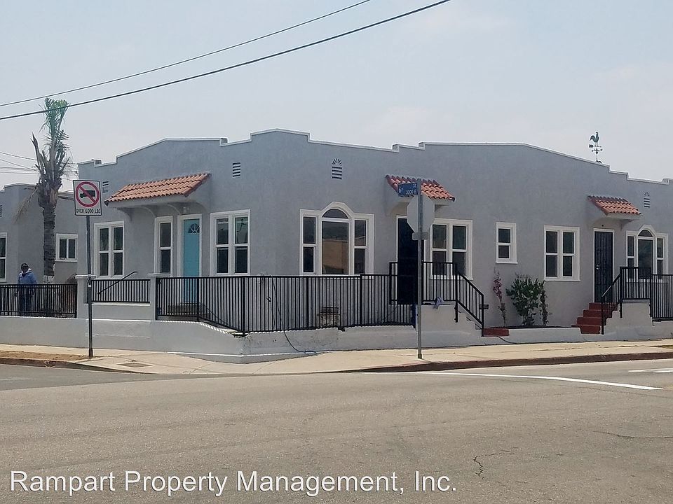 1st image of 3008 E 6th St