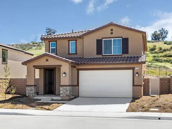 1100 Sardinia Dr, Lake Elsinore, CA 92530