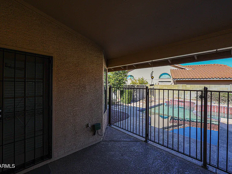 6910 W Kimberly Way — Photo 36
