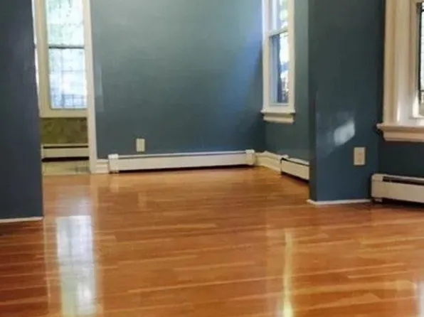 730 S 15th St #1L, Newark, NJ 07103