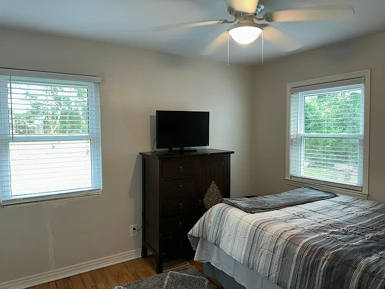 2116 W Dellview Dr — Photo 7