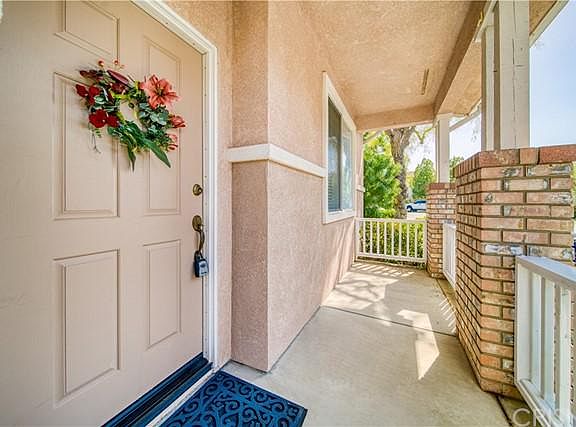 3rd image of 28348 Mayfair Dr