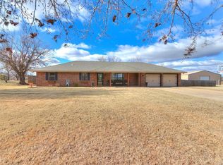 807 N Richland Rd, Tuttle, OK 73089
