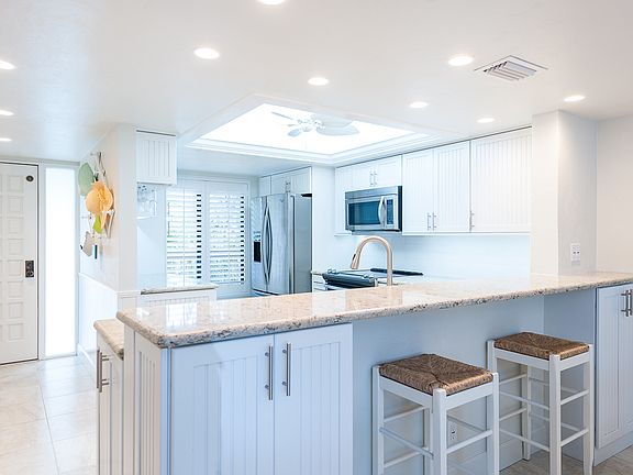 3rd image of 2777 W Gulf Dr Unit 103