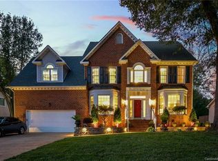 1209 Foxfield Rd, Waxhaw, NC 28173