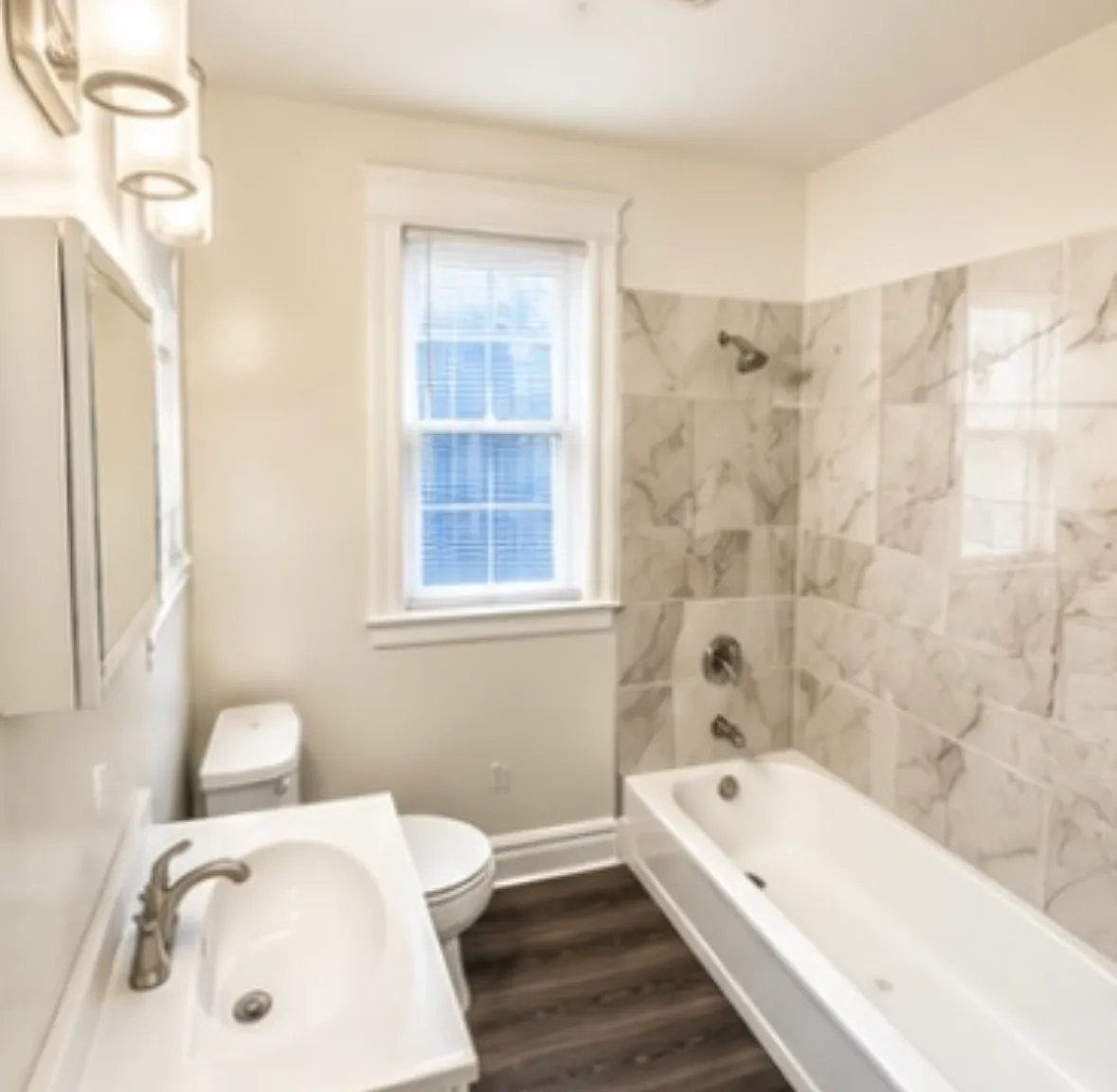 3 bed, $2,050 — Photo 1