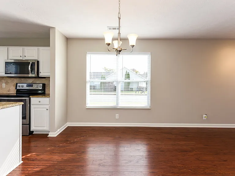 2900 Summer Hollow Ct — Photo 6