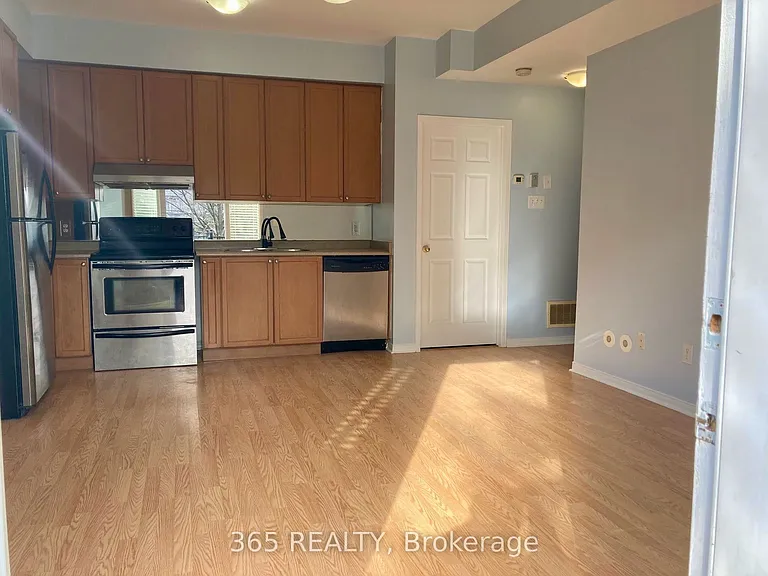 4975 Southampton Dr #263 — Photo 2