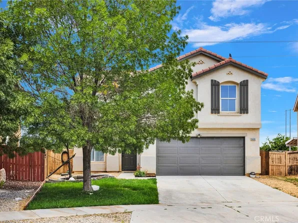 9400 Azurite Ave, Hesperia, CA 92344