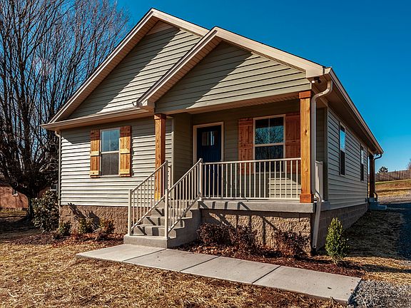 2nd image of 3007 Thompson Ln
