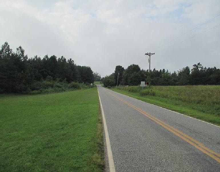 2nd image of 33 Pea Ridge Rd