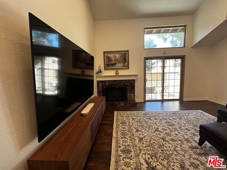 7825 Seaglen Dr #34 — Photo 4