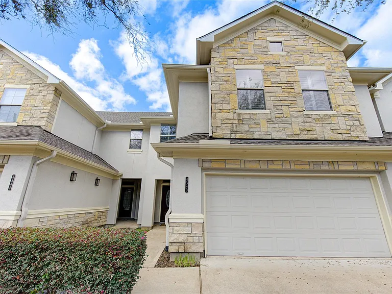 4340 Lake Walk Ct — Photo 2