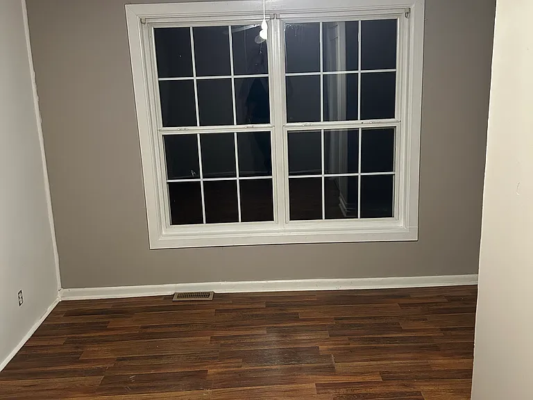 8724 Williams Ln — Photo 16