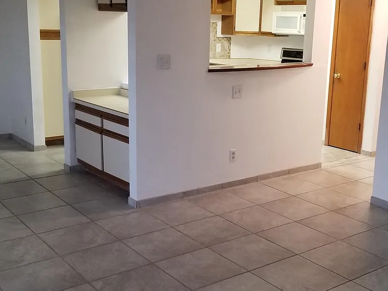 835 Country Club Dr SE #2A — Photo 21