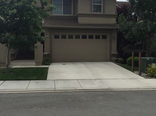 11033 Lamour Ln, Reno, NV 89521