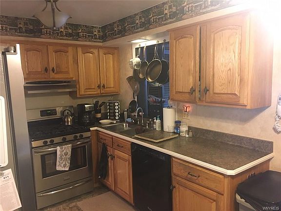 5th image of 771 Harrison Ave