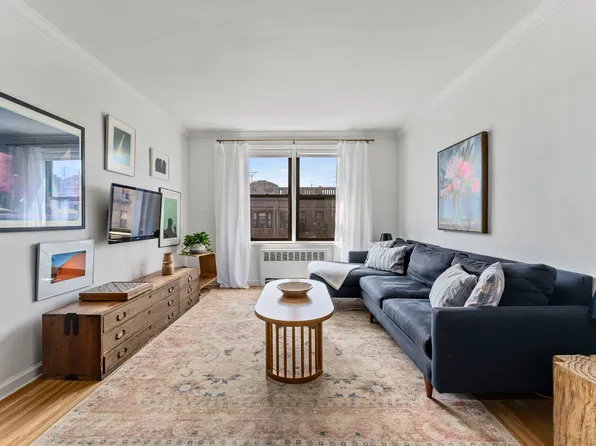675 Academy Street 5E image 2 of 11