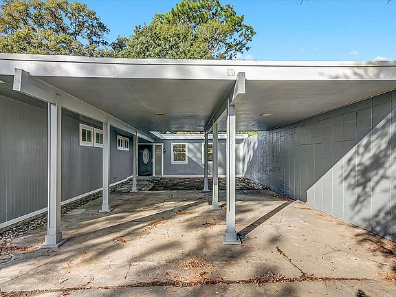 4th image of 4301 Big Bend Ave