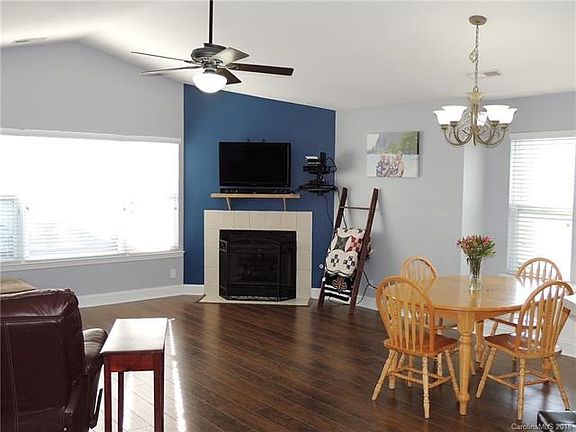 4th image of 86 Winter Wren Cir
