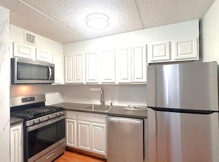 60-55 Flushing Ave #1, Maspeth, NY 11378