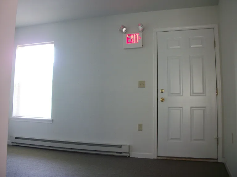 79 Lagrange Ln #4 — Photo 10
