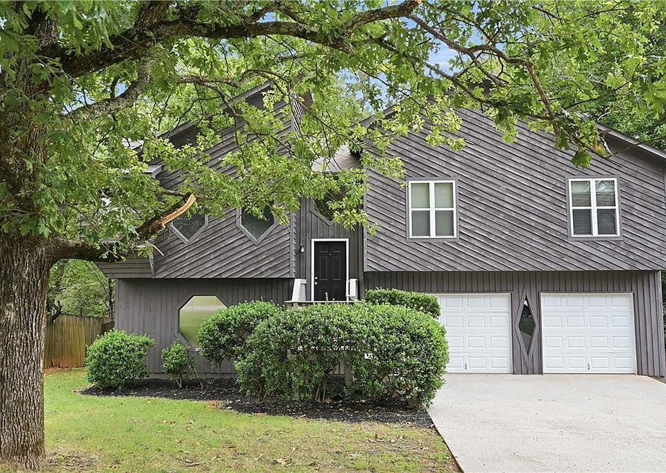 1st image of 664 Wallington Way
